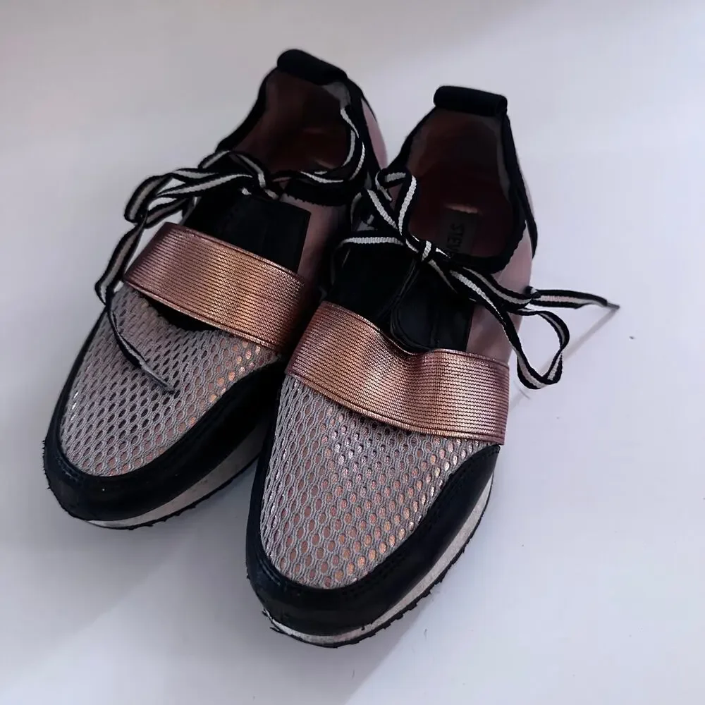 Steve Madden pieced mesh