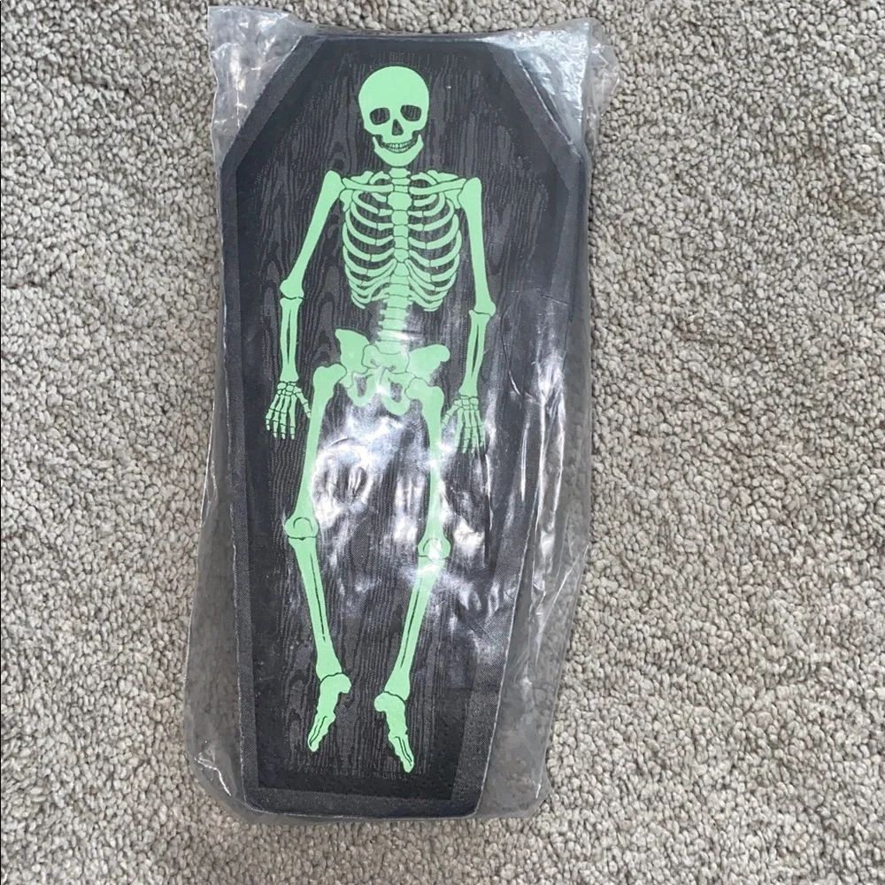 Glow in the Dark Skeleton‎ Halloween Party Cocktail Napkins