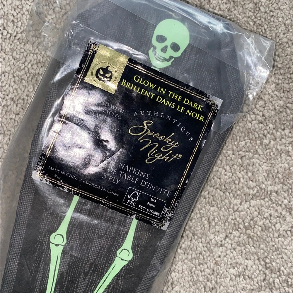 authentique spooky night set glow