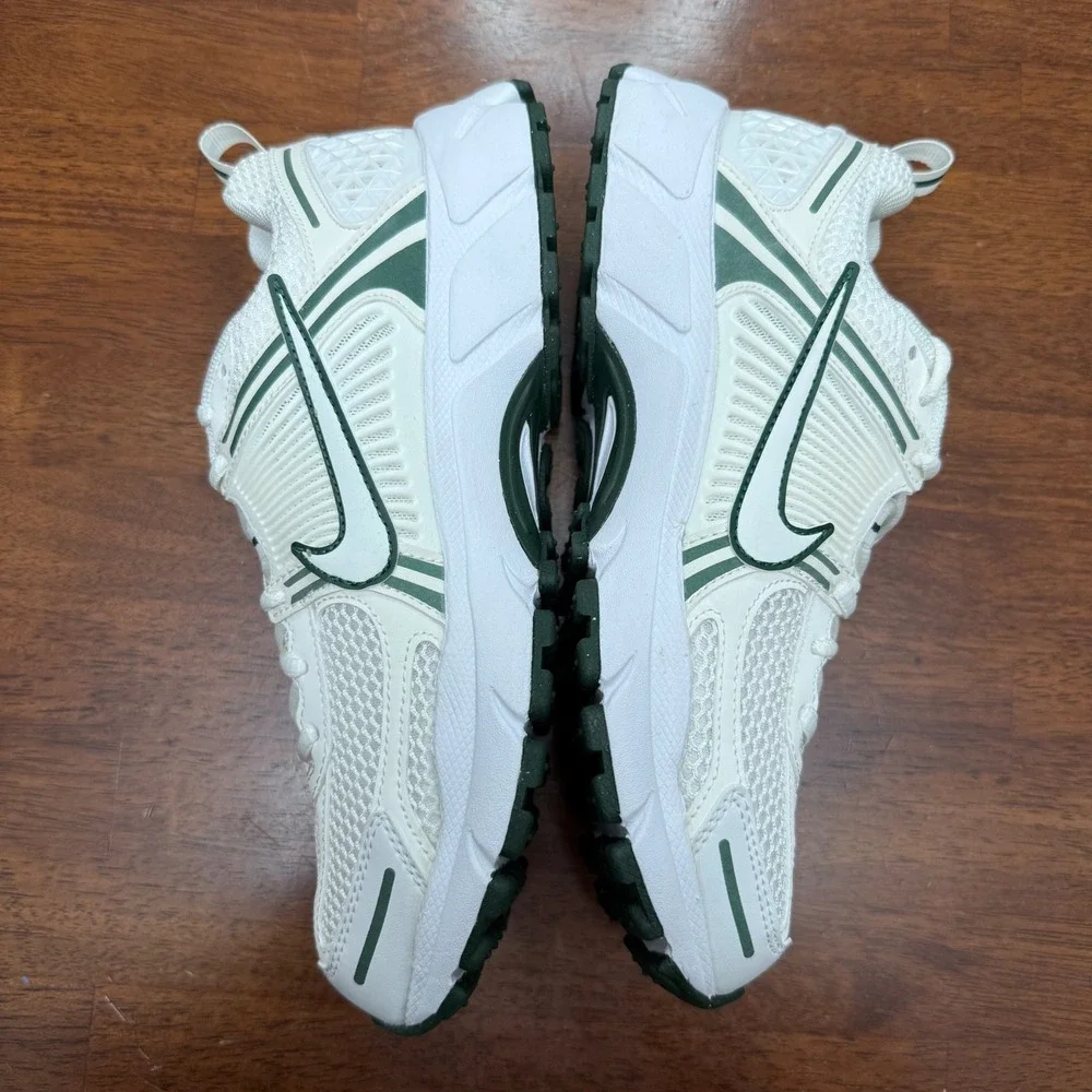 Nike Vomero 5 GS‎ Kids Size 6.5Y Sail Summit White Fir Green HF6998-109 Sneakers