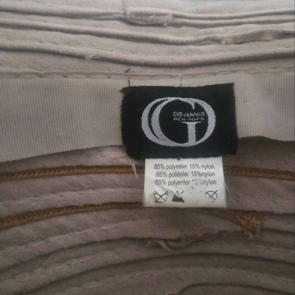 Giovannio New York pretty shade