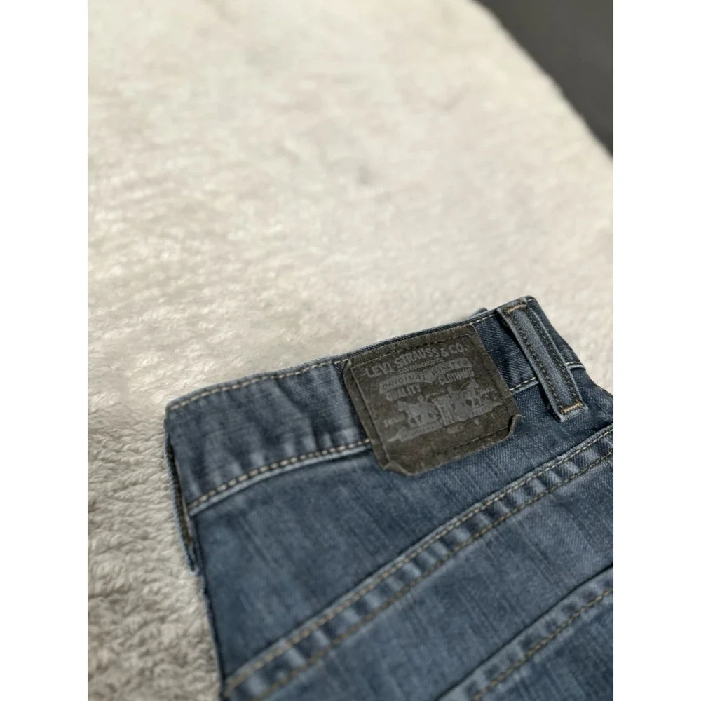 Levis used look