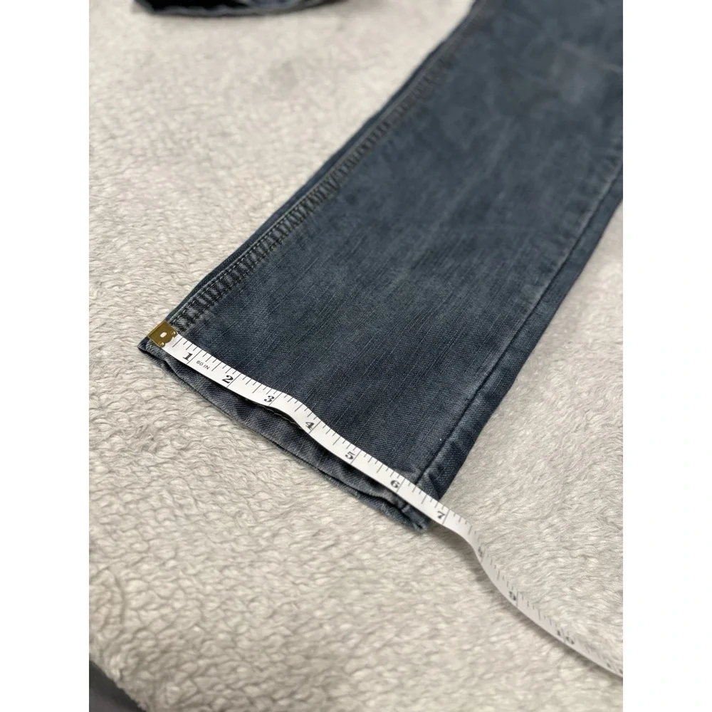 Levis used look