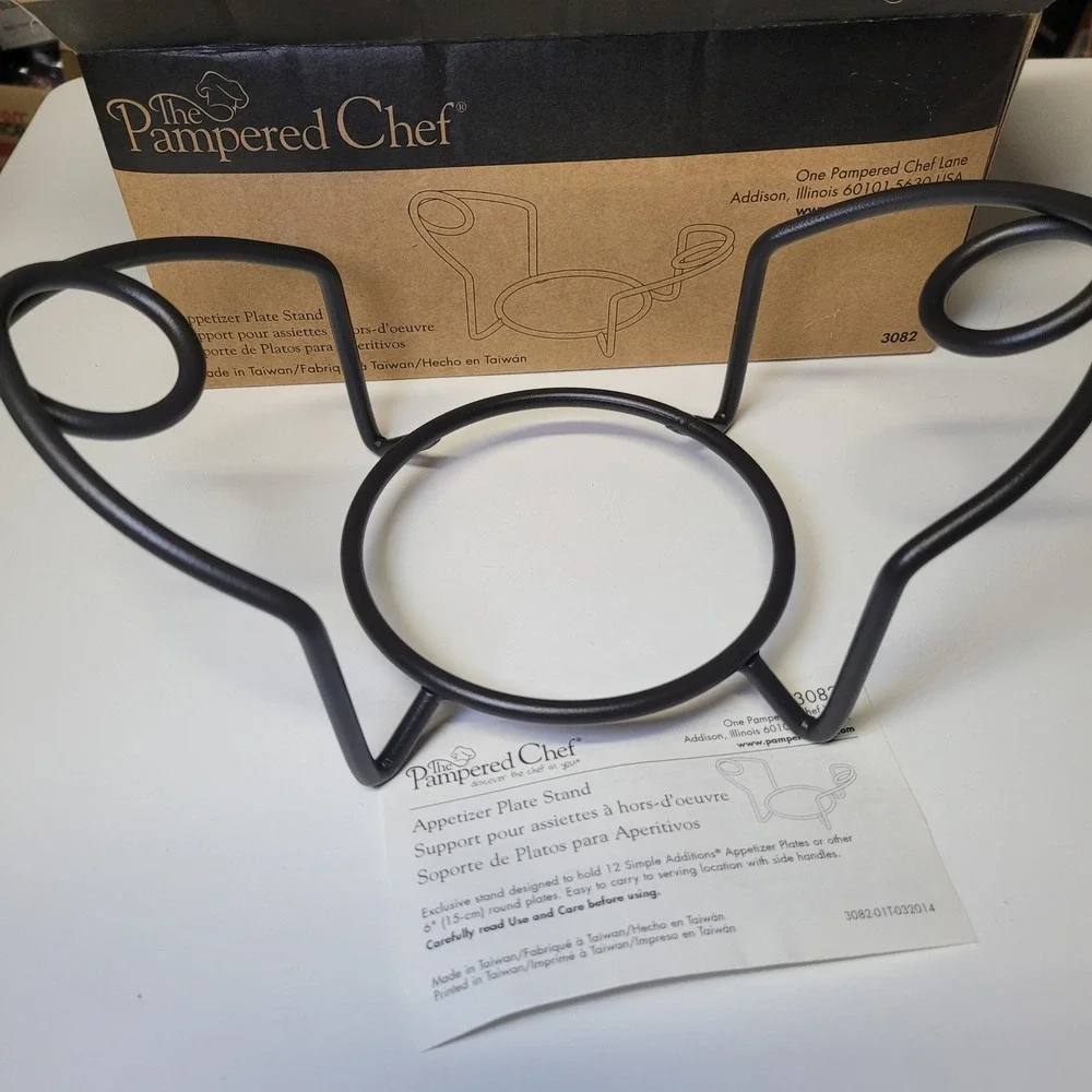 The Pampered Chef Black Metal‎ Appetizer Plate Stand Holder 3082