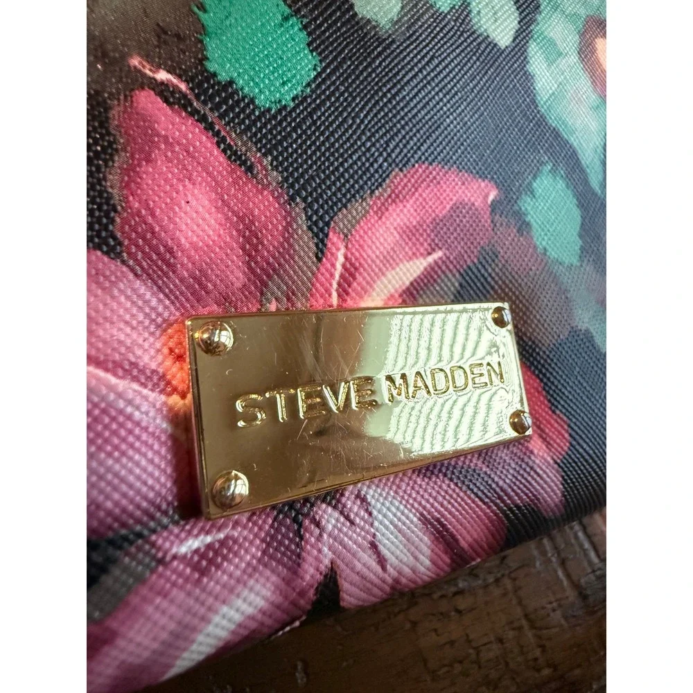 Steve Madden vibrant floral
