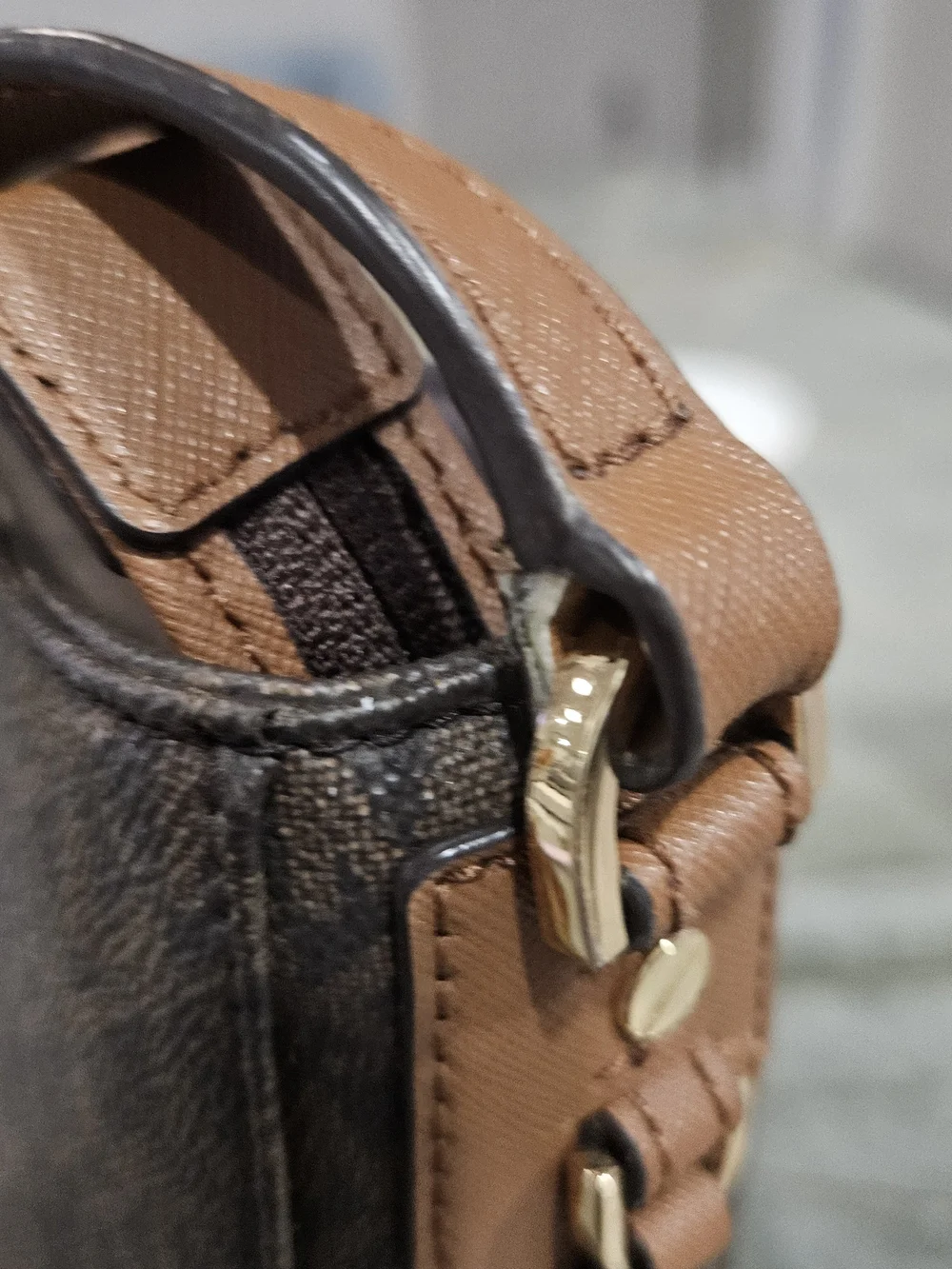Michael Kors classic michael