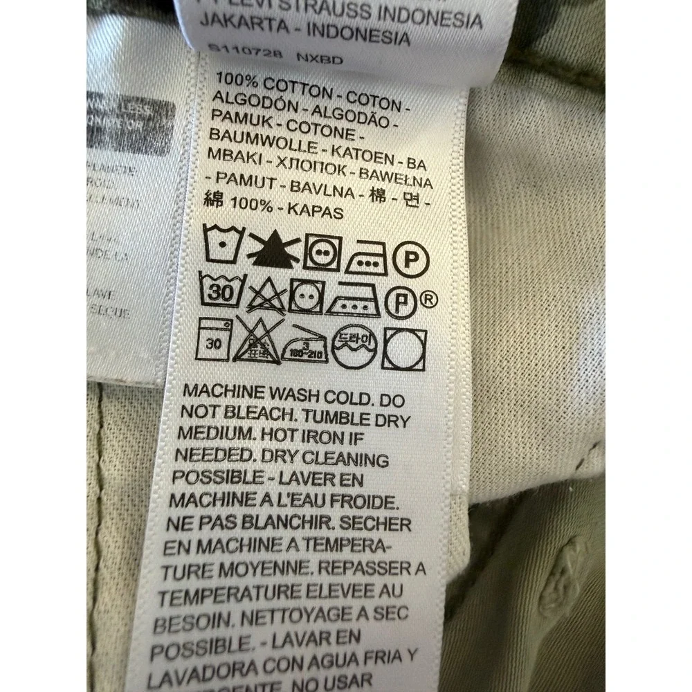 Levis levi 469