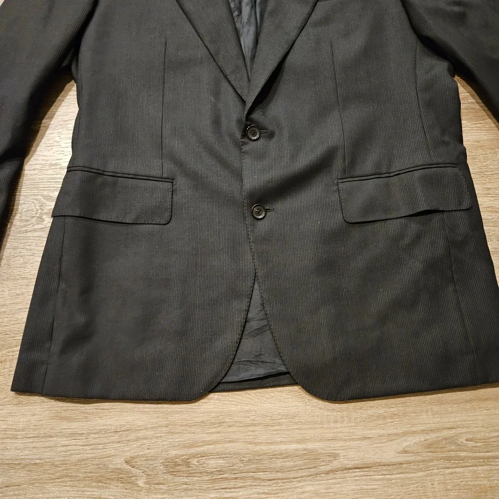 Valentino pre owned
