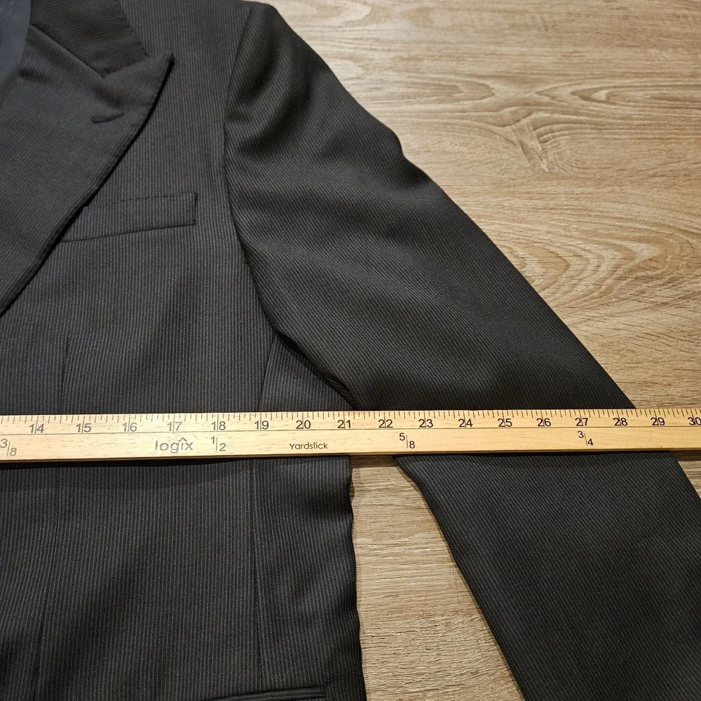 Valentino pre owned