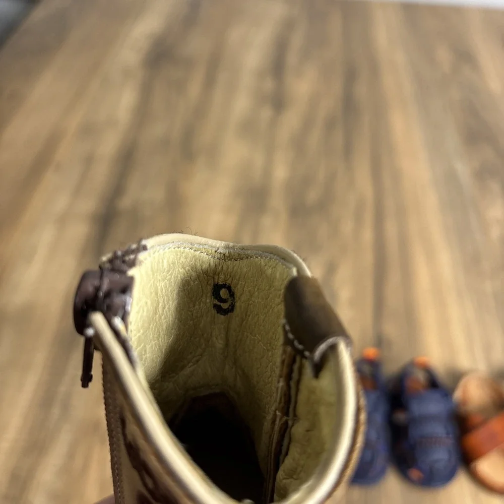 Mixed Brands brown huaraches