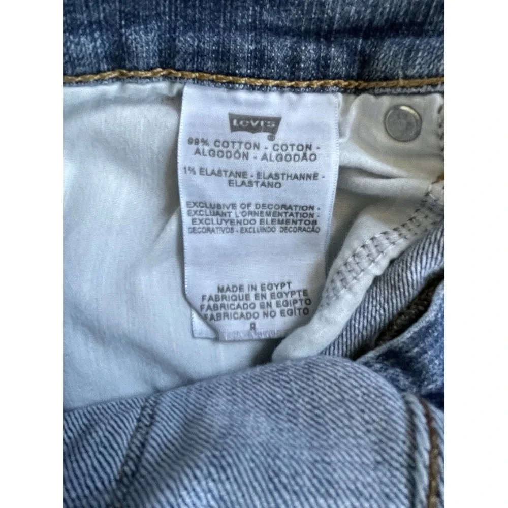 Levis product pair