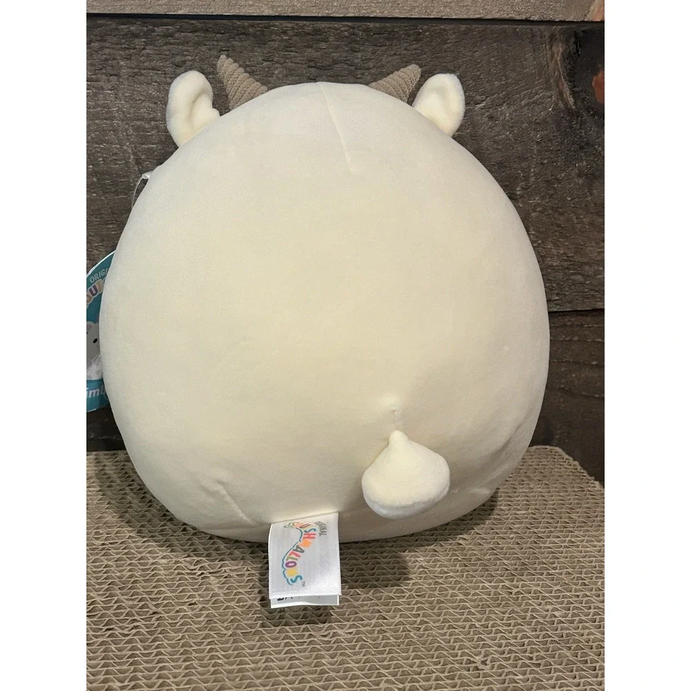 Squishmallows gimlet goat
