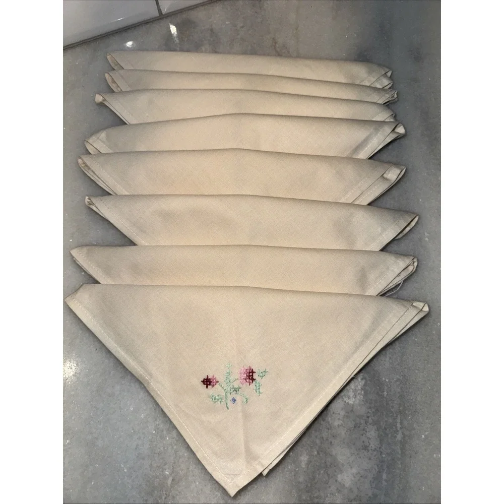Set Of 8vintage Embroidered Napkins Cream Color Never Used Pink‎ Flowers