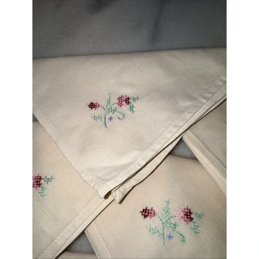 The Unbranded Brand set 8vintage