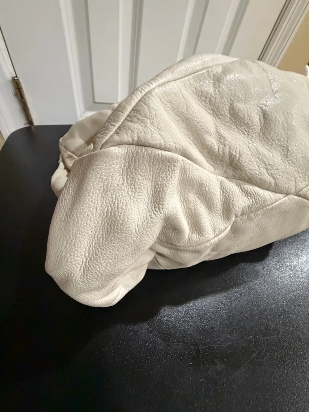Kenneth Cole spacious cream