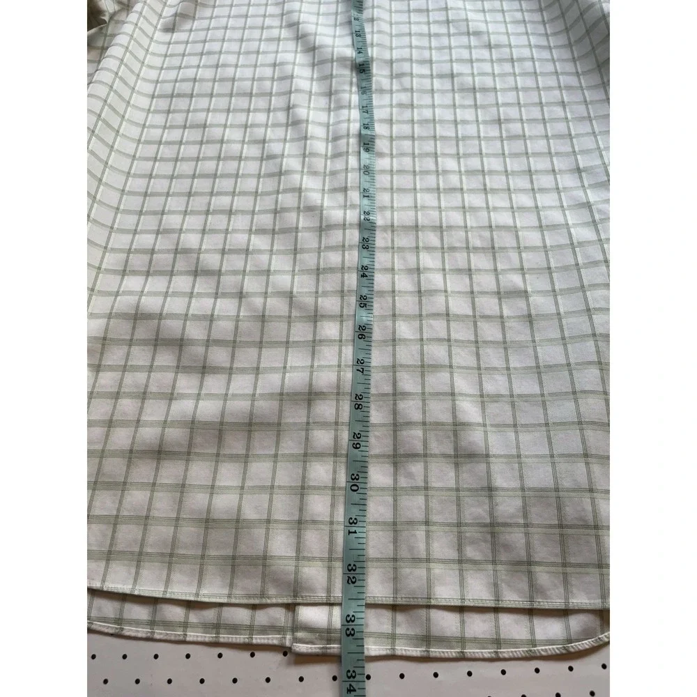 Banana Republic clean white