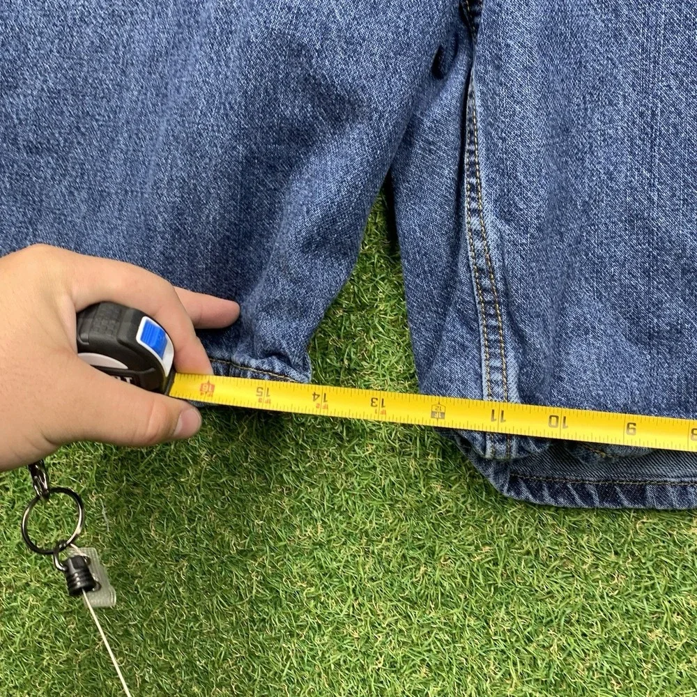 Levis shop confidence