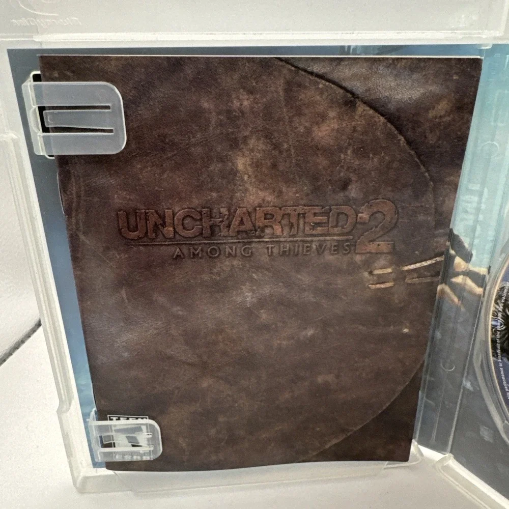 Uncharted 2: Among Thieves -- Game of the Year Edition‎ (Sony PlayStation 3,...