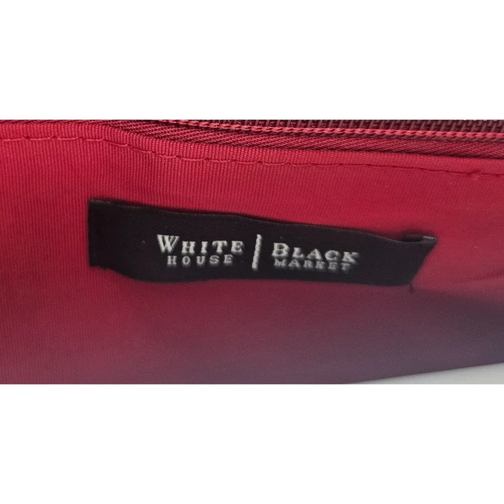 White House Black Market white house