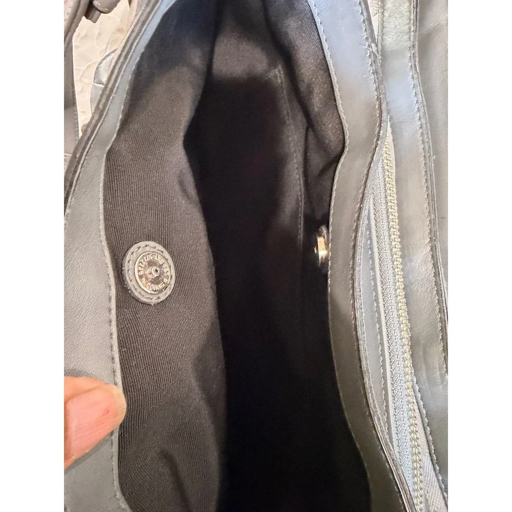 Coach signature penelope