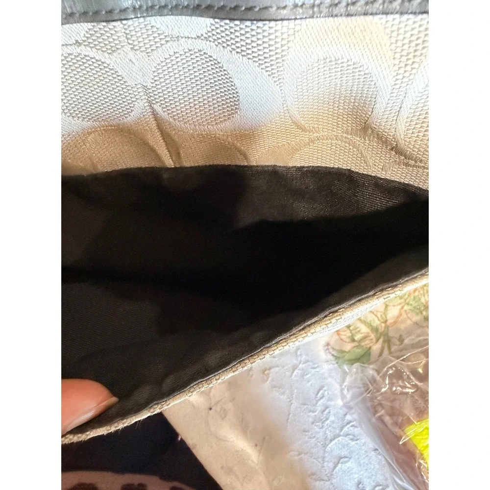 Coach signature penelope