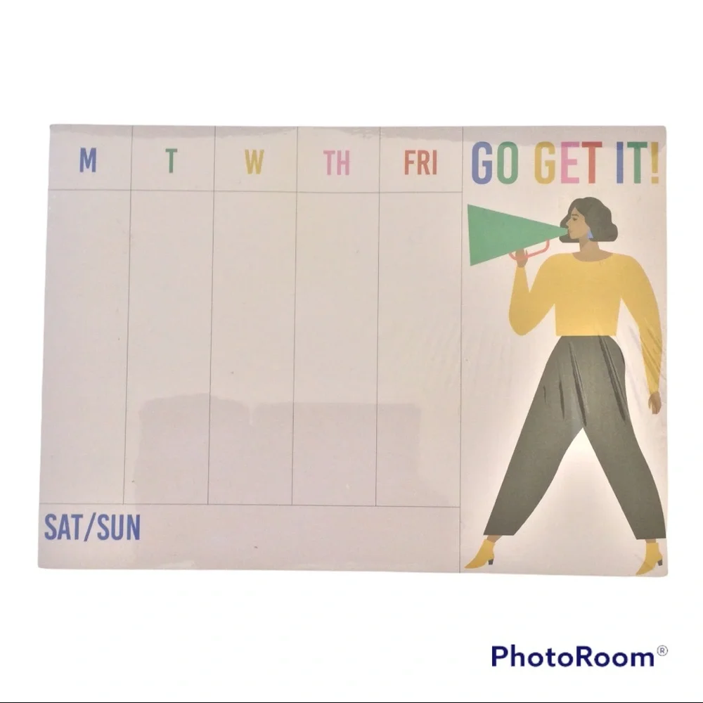 New Weekly Deskpad Planner To Do List with Magnet New With Tags