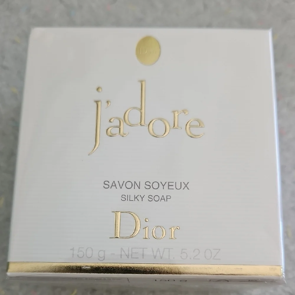 Dior elegant soap