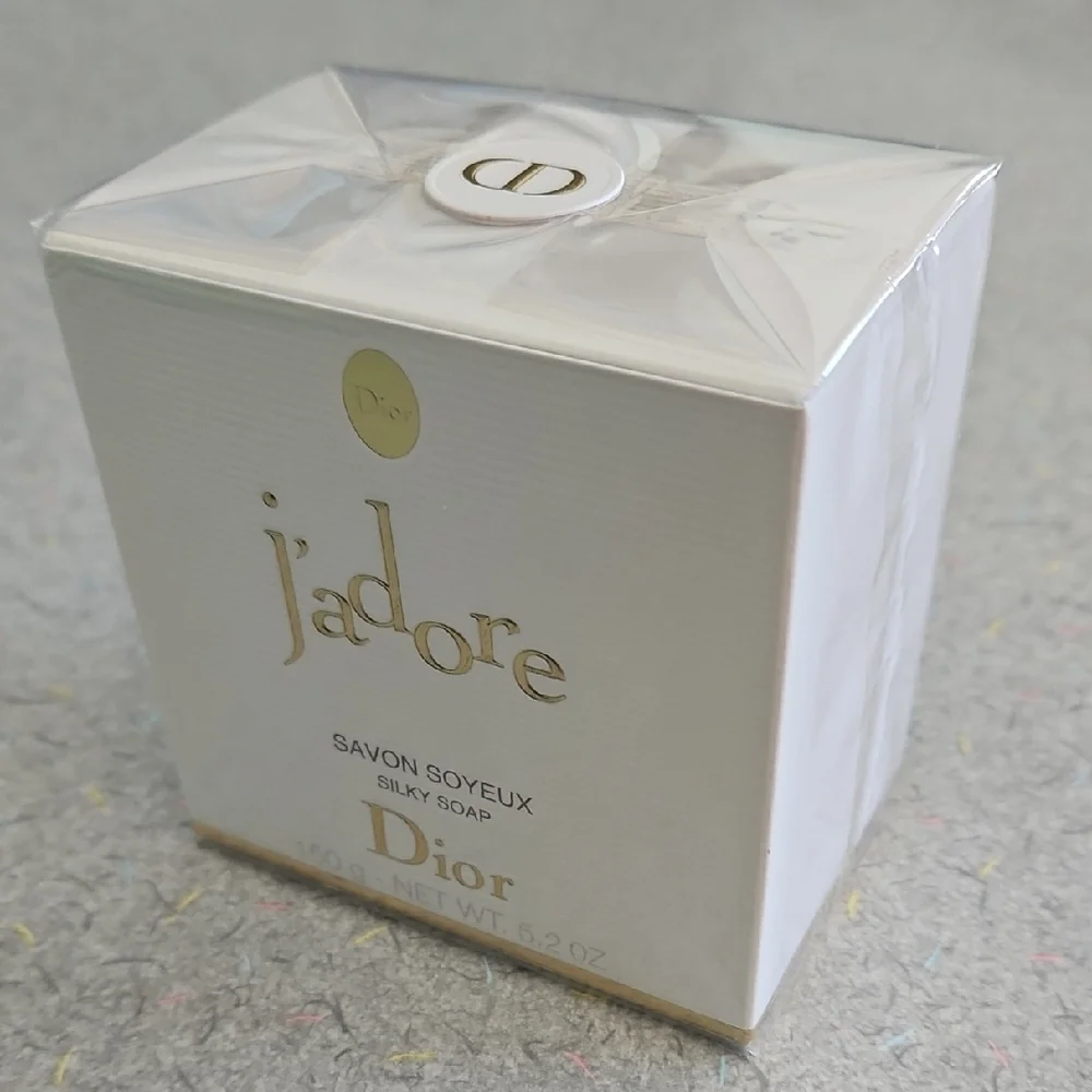 Dior elegant soap