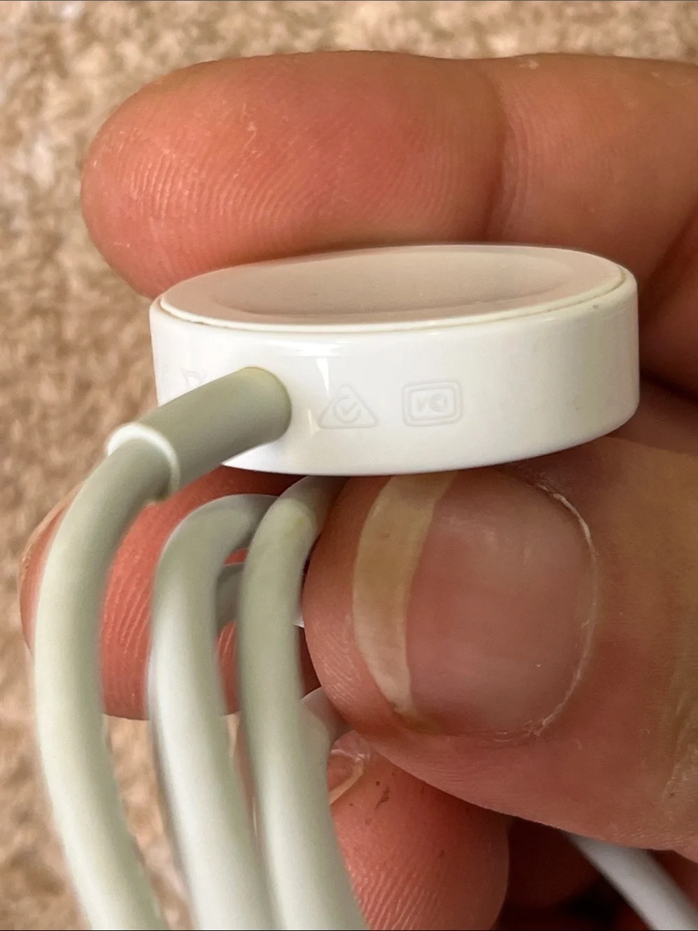 Apple magnetic charger