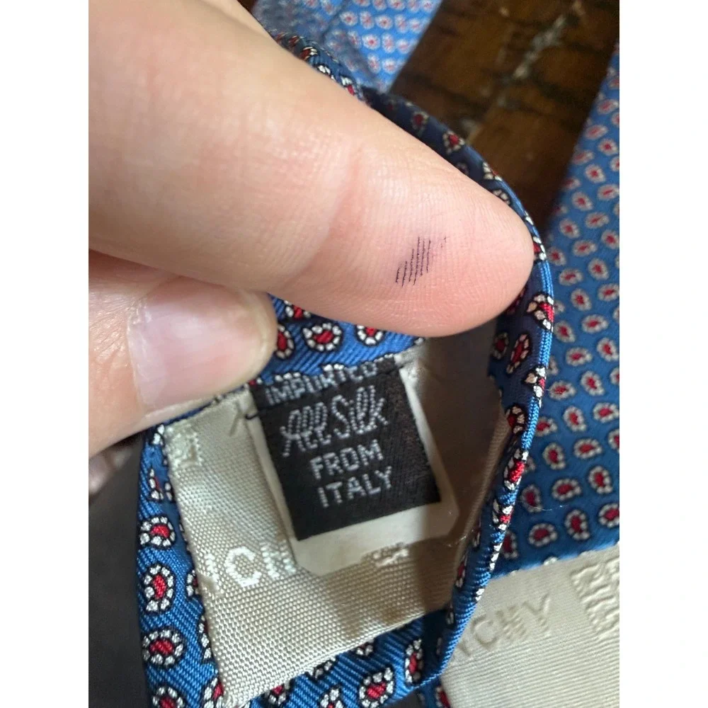 Givenchy perfect light silk