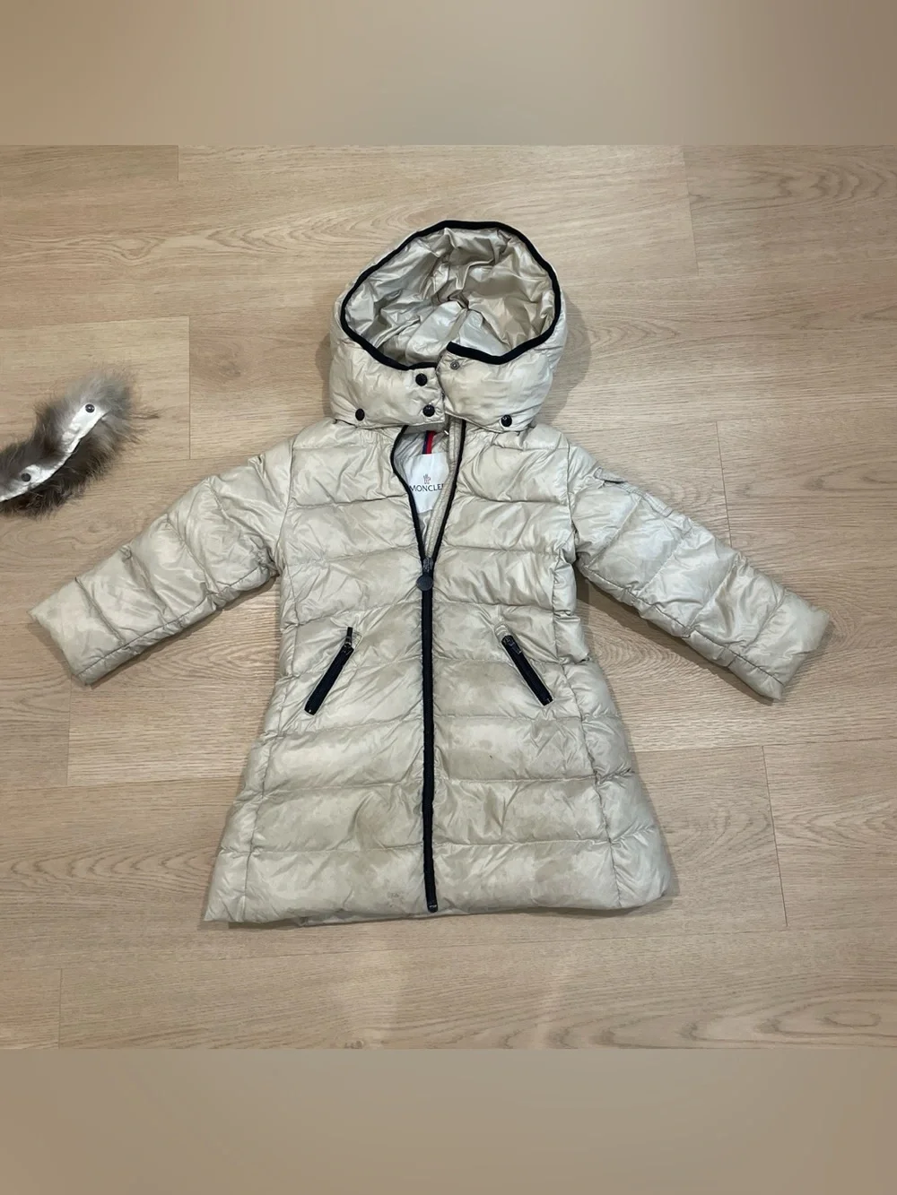 Moncler Kids Cream Quilted Hooded Puffer Coat with Black Trim