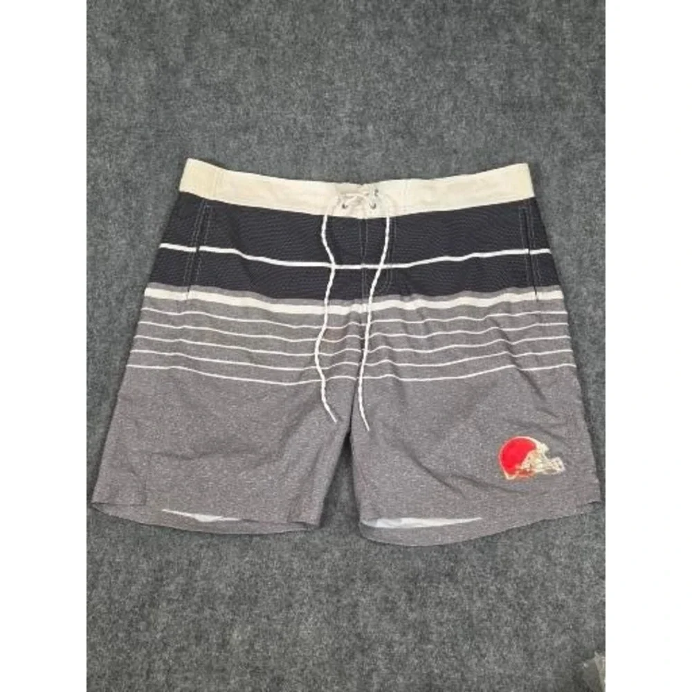 NFL Team Apparel Cleveland Browns Striped Board Shorts Mens XL Grey Black‎ White