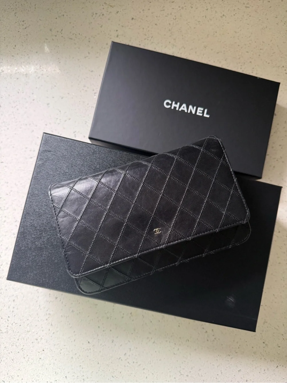 CHANEL classic quilted
