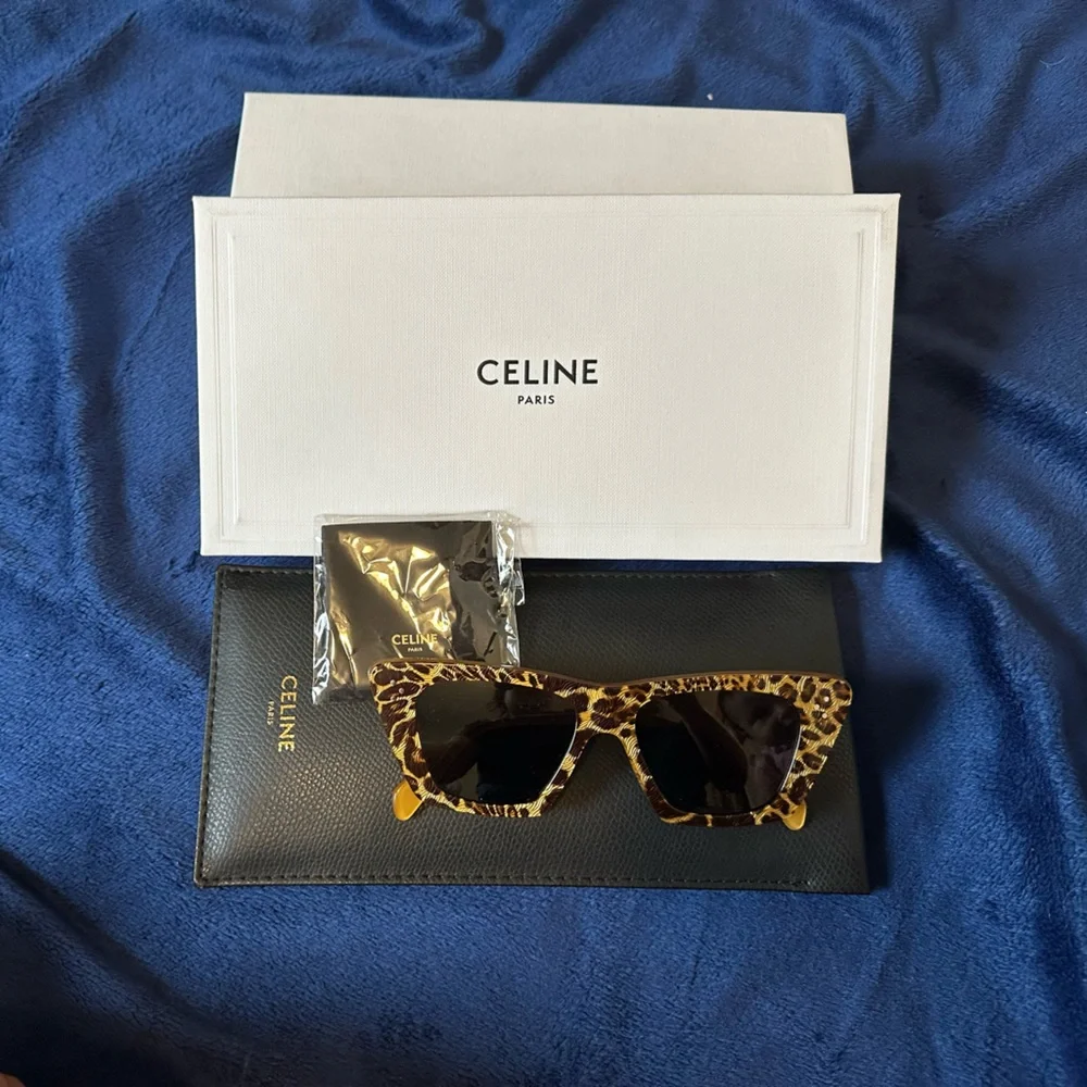 Celine Leopard Print Cat Eye Sunglasses - Brown & Black