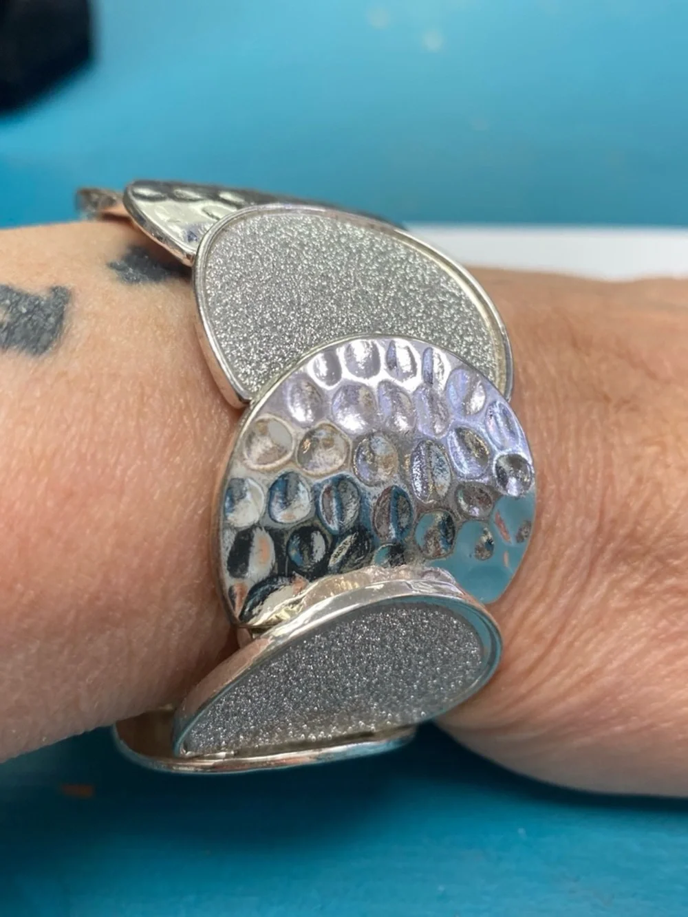 N/A elegant silver