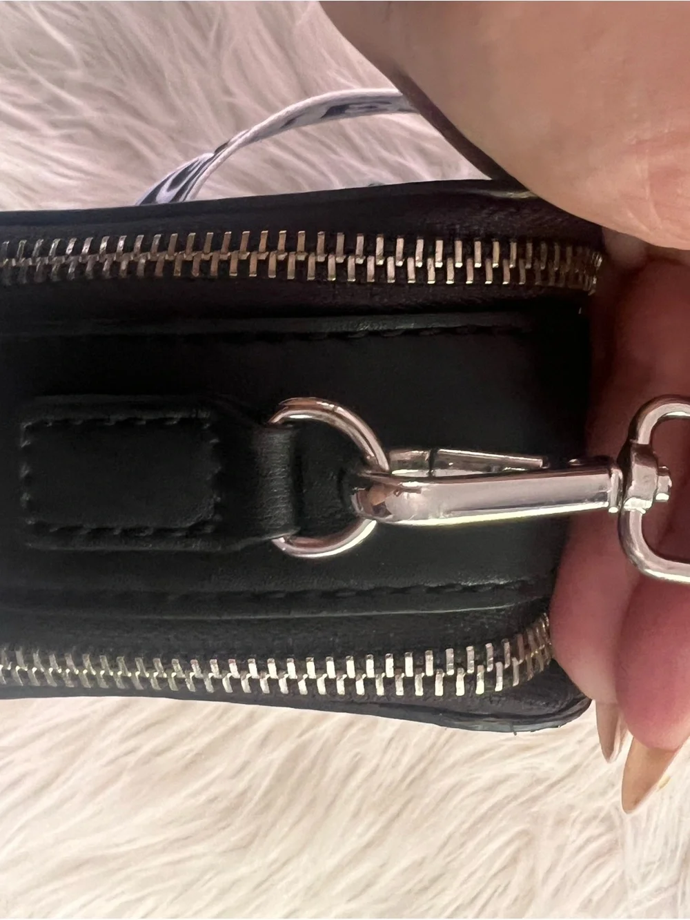 Guess black logo