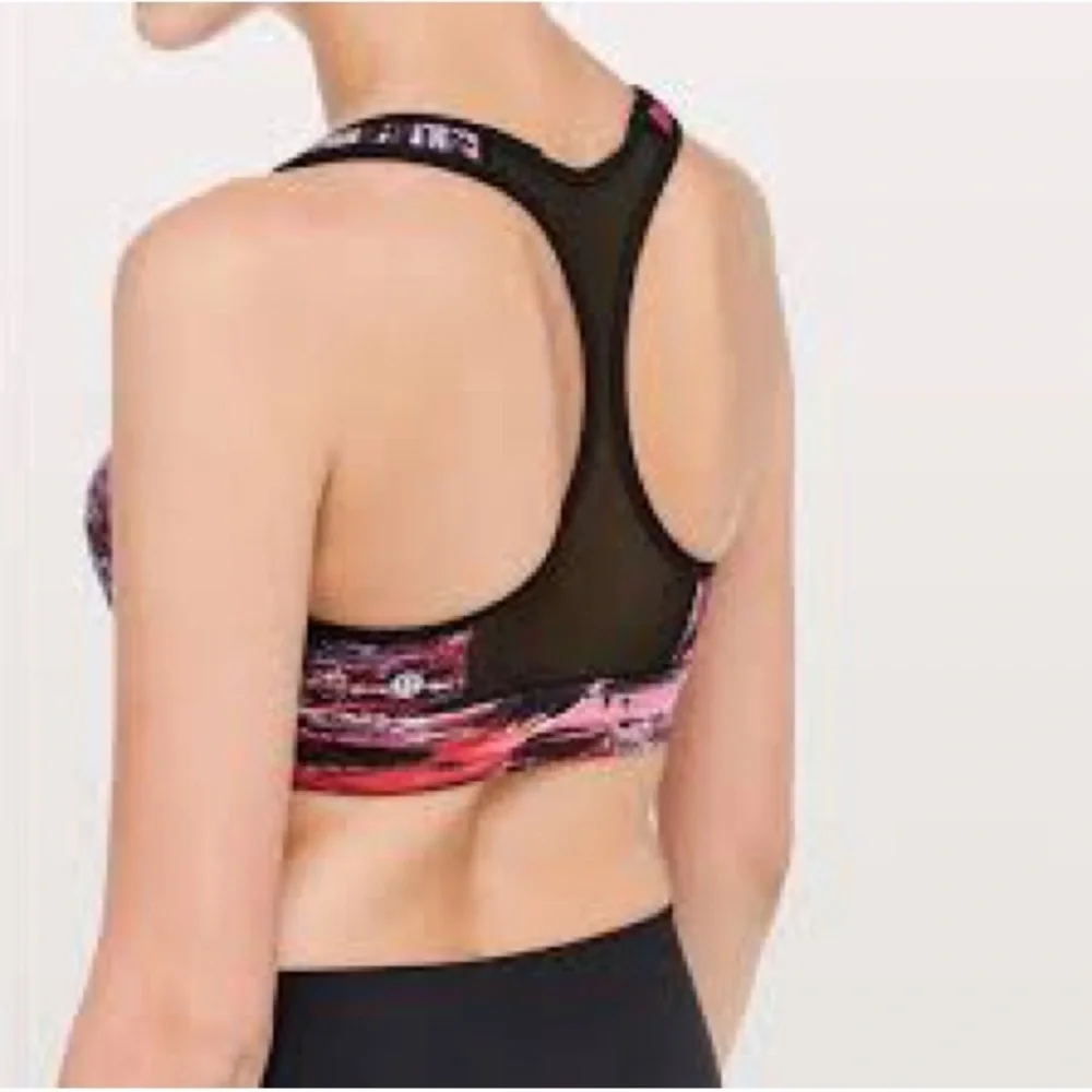 lululemon athletica dynamic sports