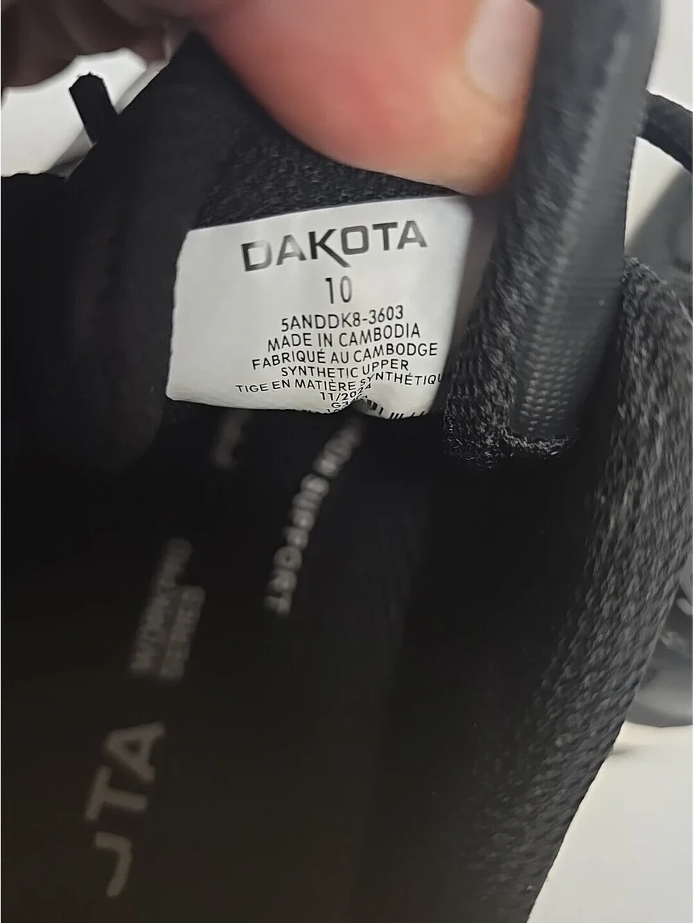 Dakota used shoes