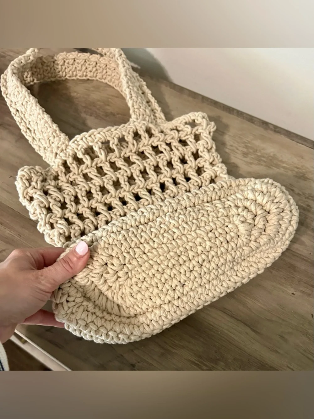 J. Crew 👜 description