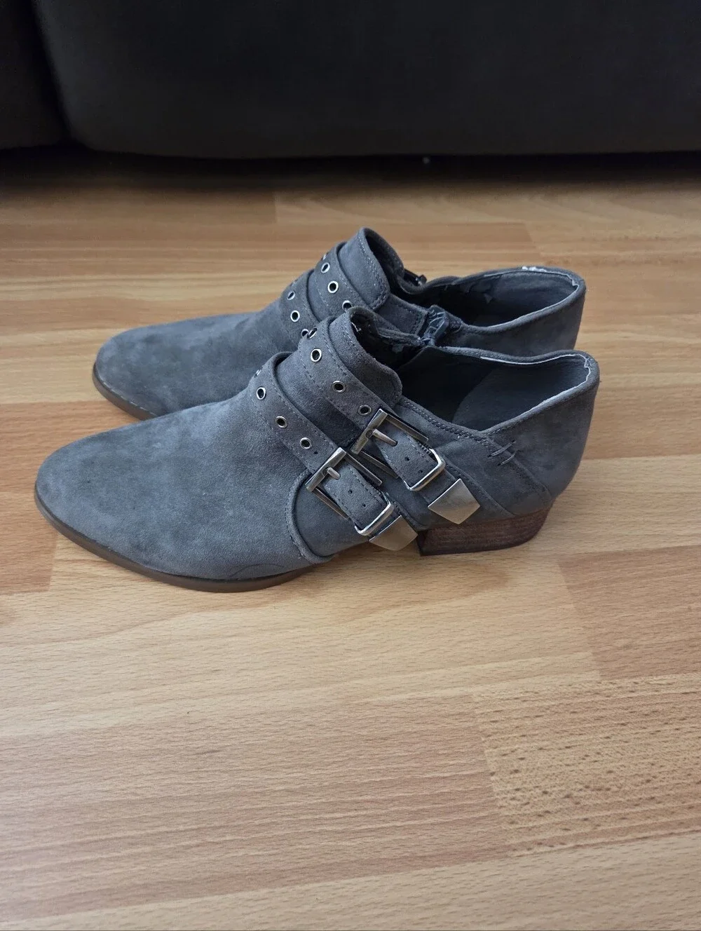 Vince Camuto stylish gray