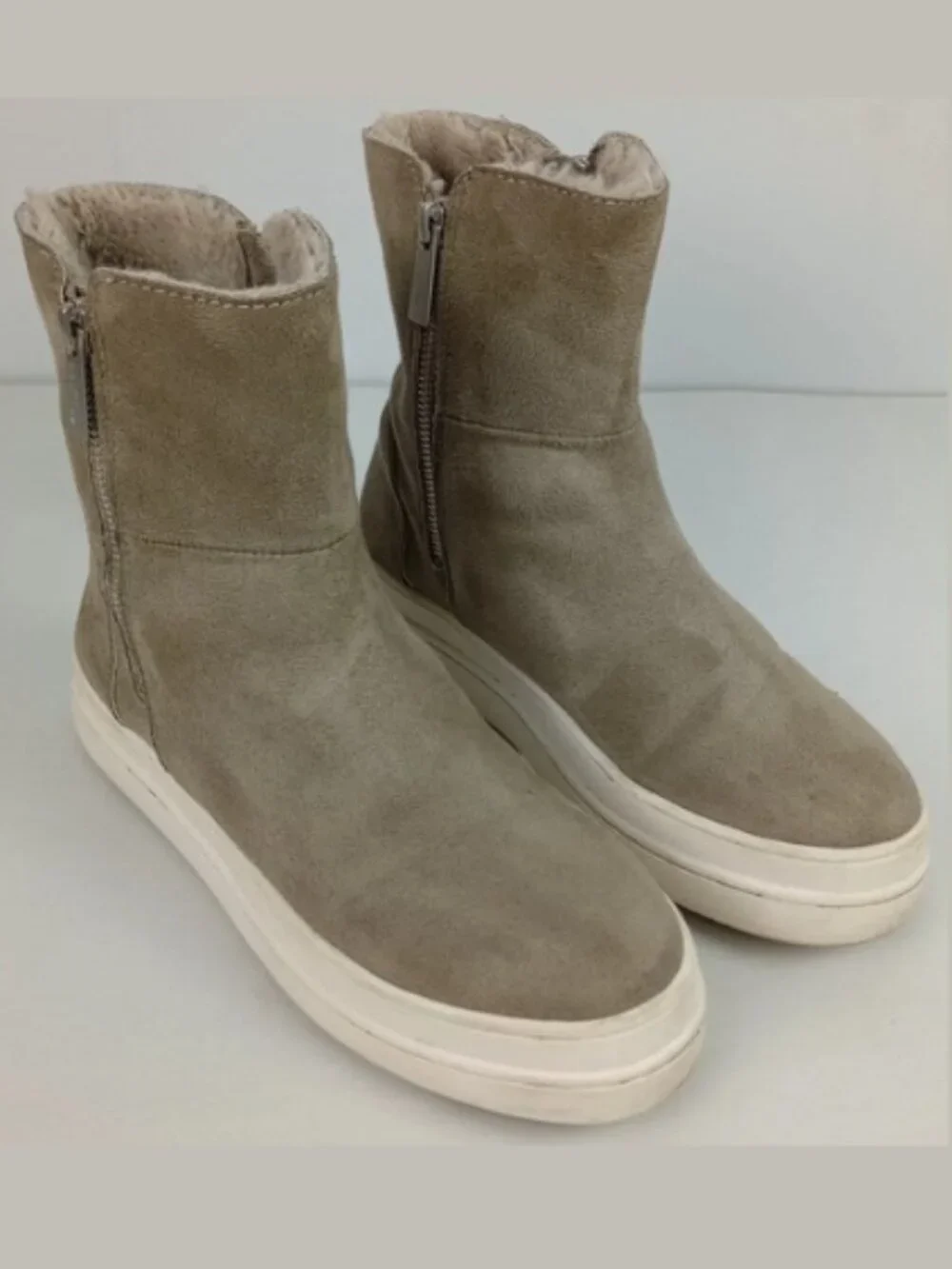 J/Slides NYC Tristan Women 7 Taupe Double Side Zip Faux Fur Platform Suede Boots