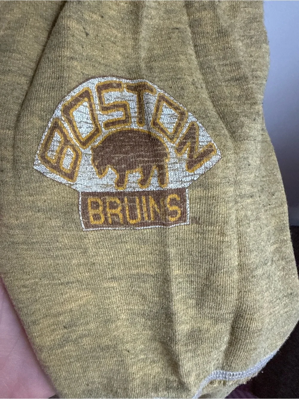Retro Sport comfortable mustard