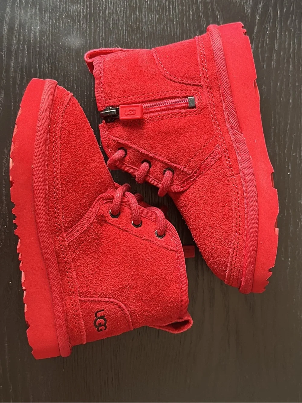 UGG toddler neumel