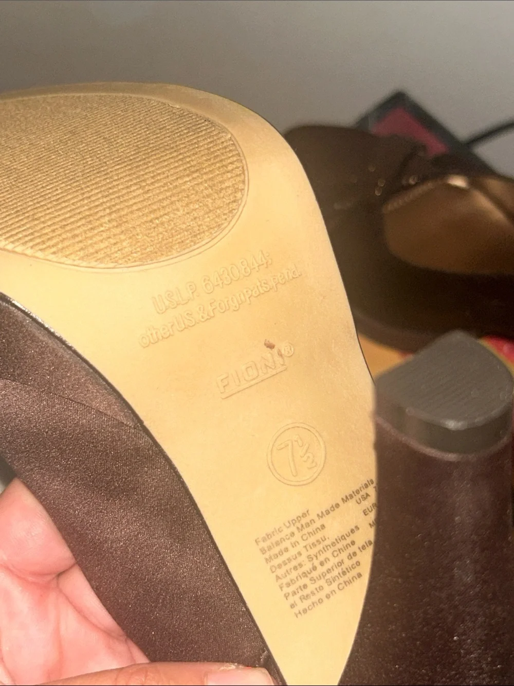 Fioni Formal elegant brown