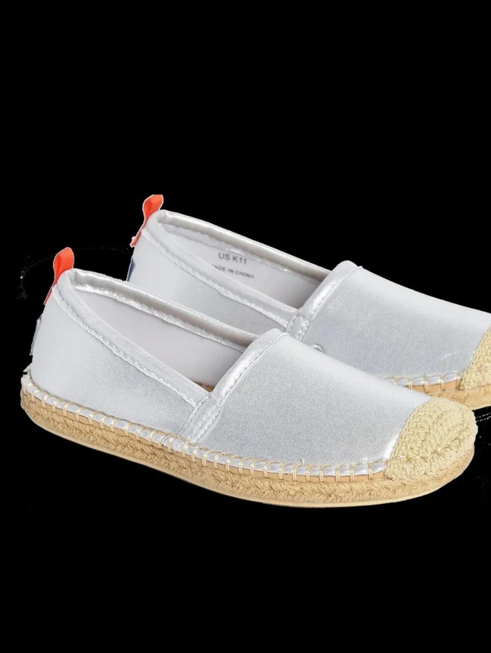 N/A comfortable white