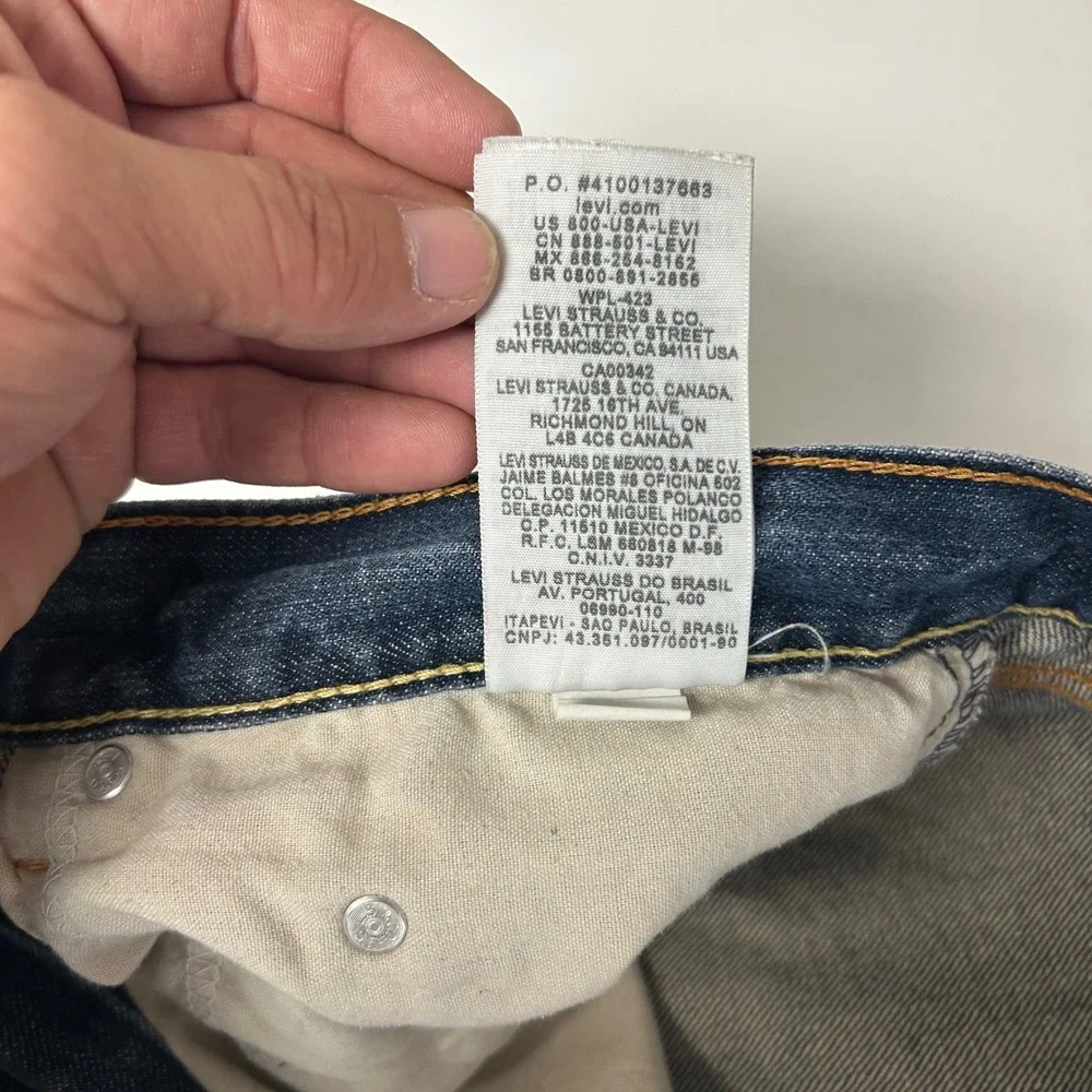 Levis levi 559