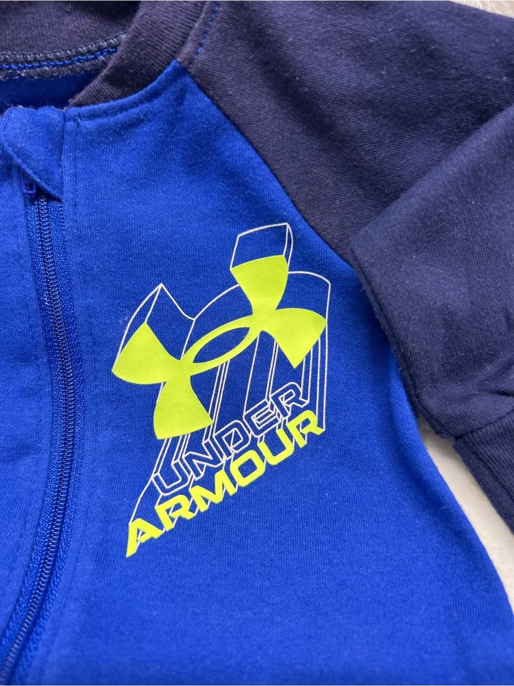 Under Armour soft stretch