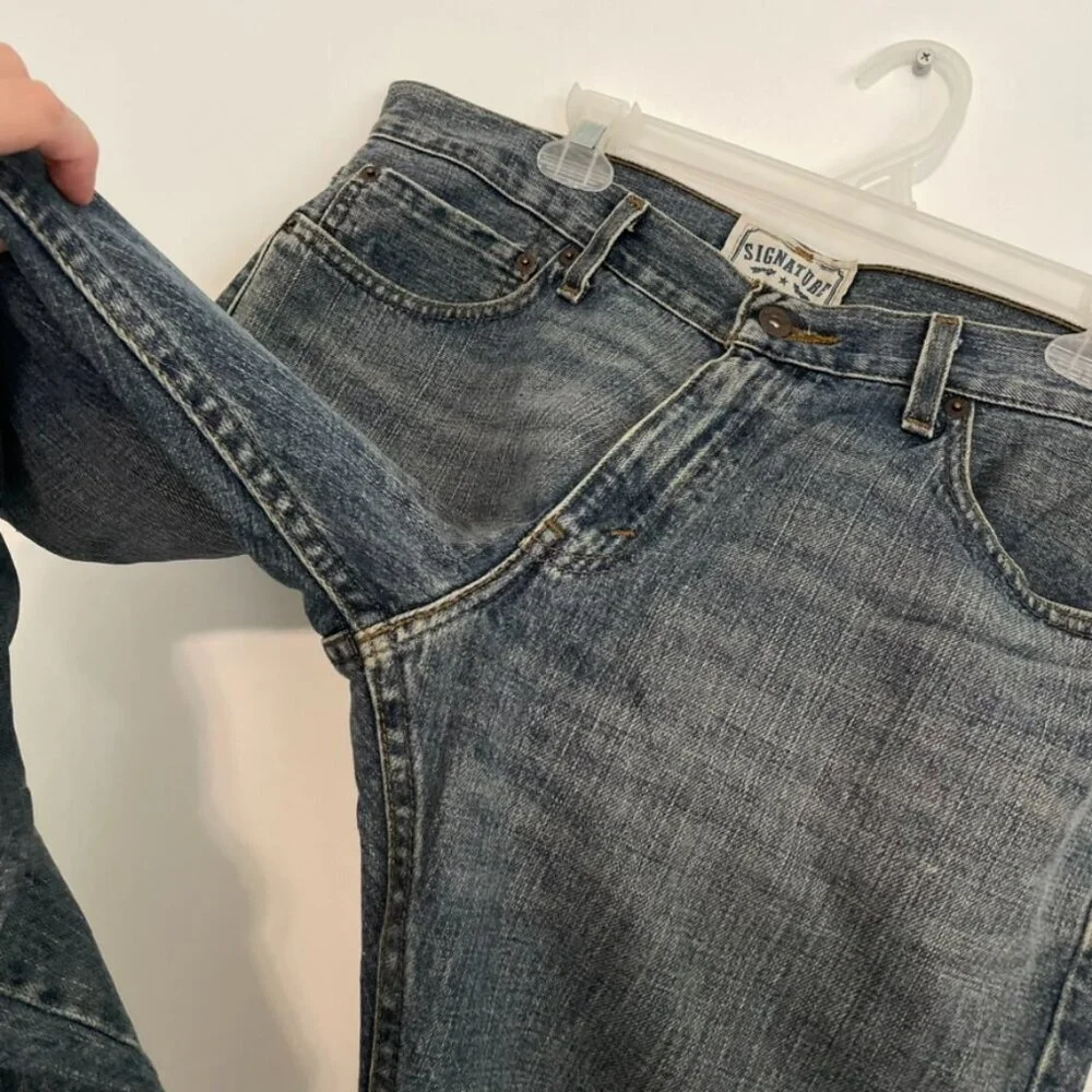 Signature by Levi Strauss waist measurements fly