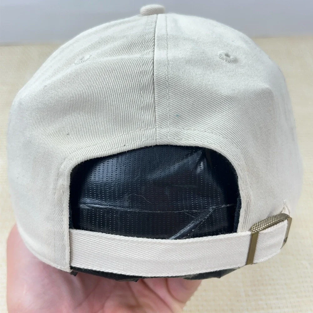 ’47 includes hat