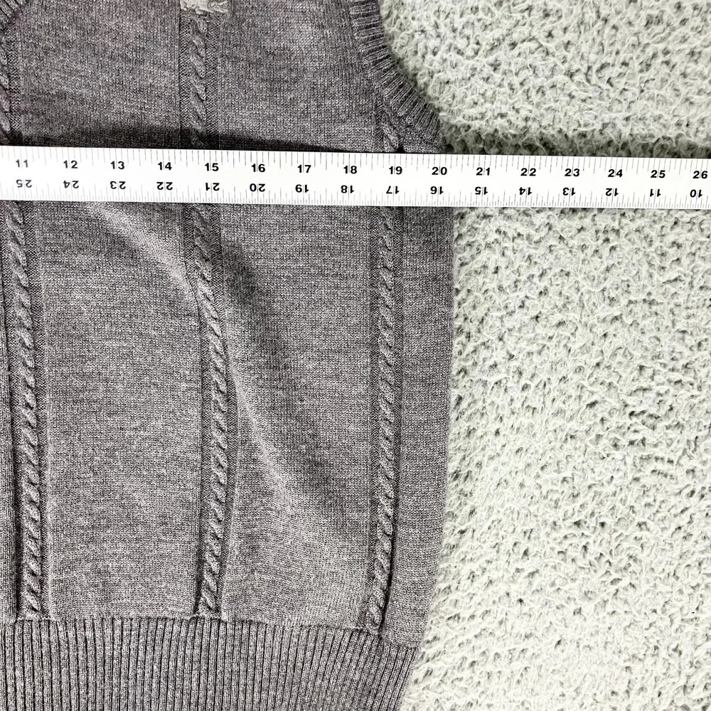 Lacoste sweater vest